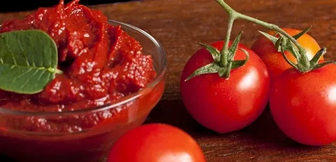 تصویر 4 از رب گوجه فرنگی حلبی + فاقد افزودنی‌ های مصنوعی
